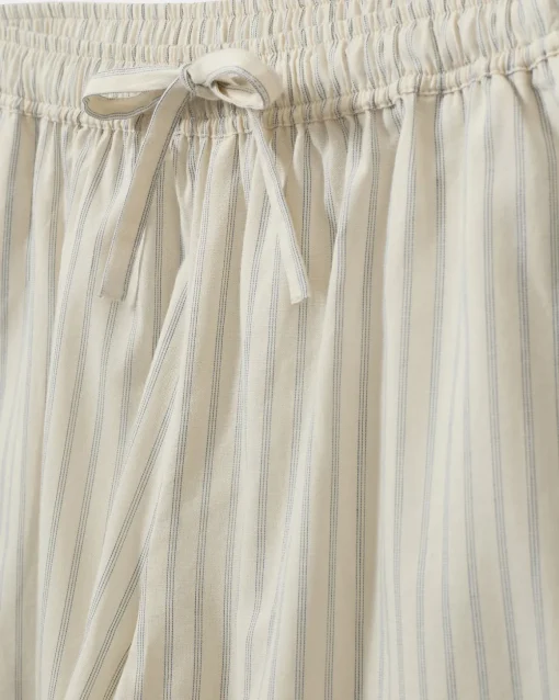 ZAHRASY SHORTS - Antique White w Blue